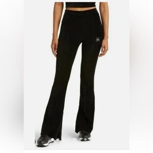 ALO Yoga Women's Classic Black Flare Pants
